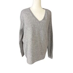 C By Bloomingdale's Sweater Womens S Gray 100% Cashmere V Neck Knit Pullover